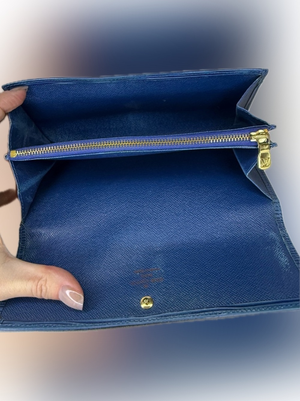 Louis Vuitton Epi Porte Feuille Toledo Blue Long Leather Bifold Wallet - EUC - Picture 3 of 5